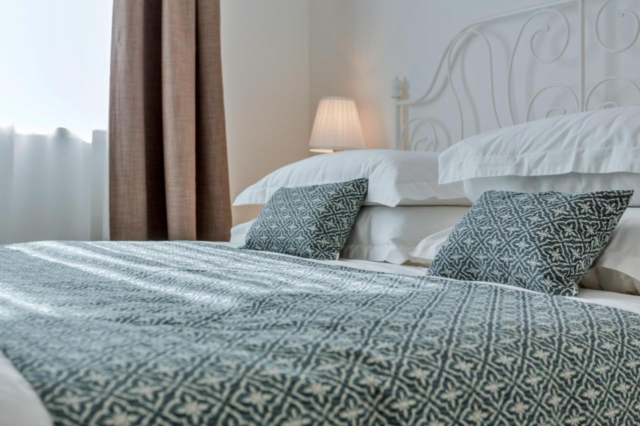 אומיס Apartments Ivica מראה חיצוני תמונה
