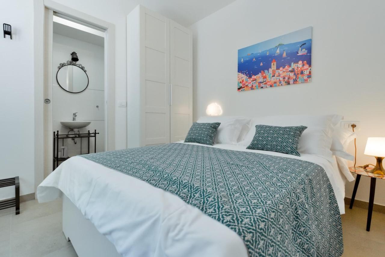 אומיס Apartments Ivica מראה חיצוני תמונה